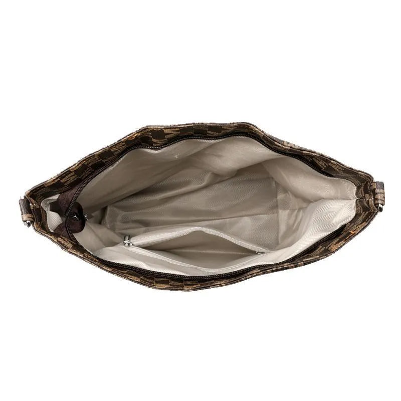 Retro dumpling-shaped women's shoulder bag in PU leather with zipper compartments