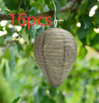 A 22x28cm beehive-shaped paper lantern with a wire frame in a photo-realistic colour.