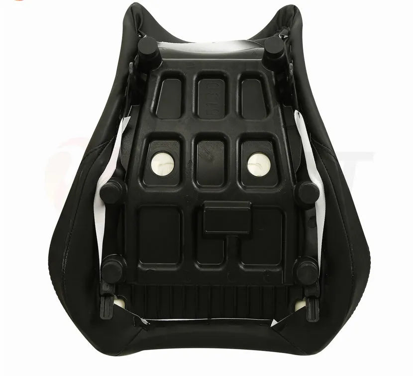 Suzuki GSXR1000 motorcycle seat cover set in PU leather material for waterproof protection