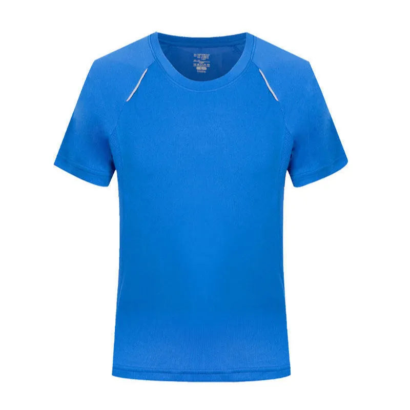 Slim fit quick-dry T-shirt in solid colours like black and fruit green on a size chart background.