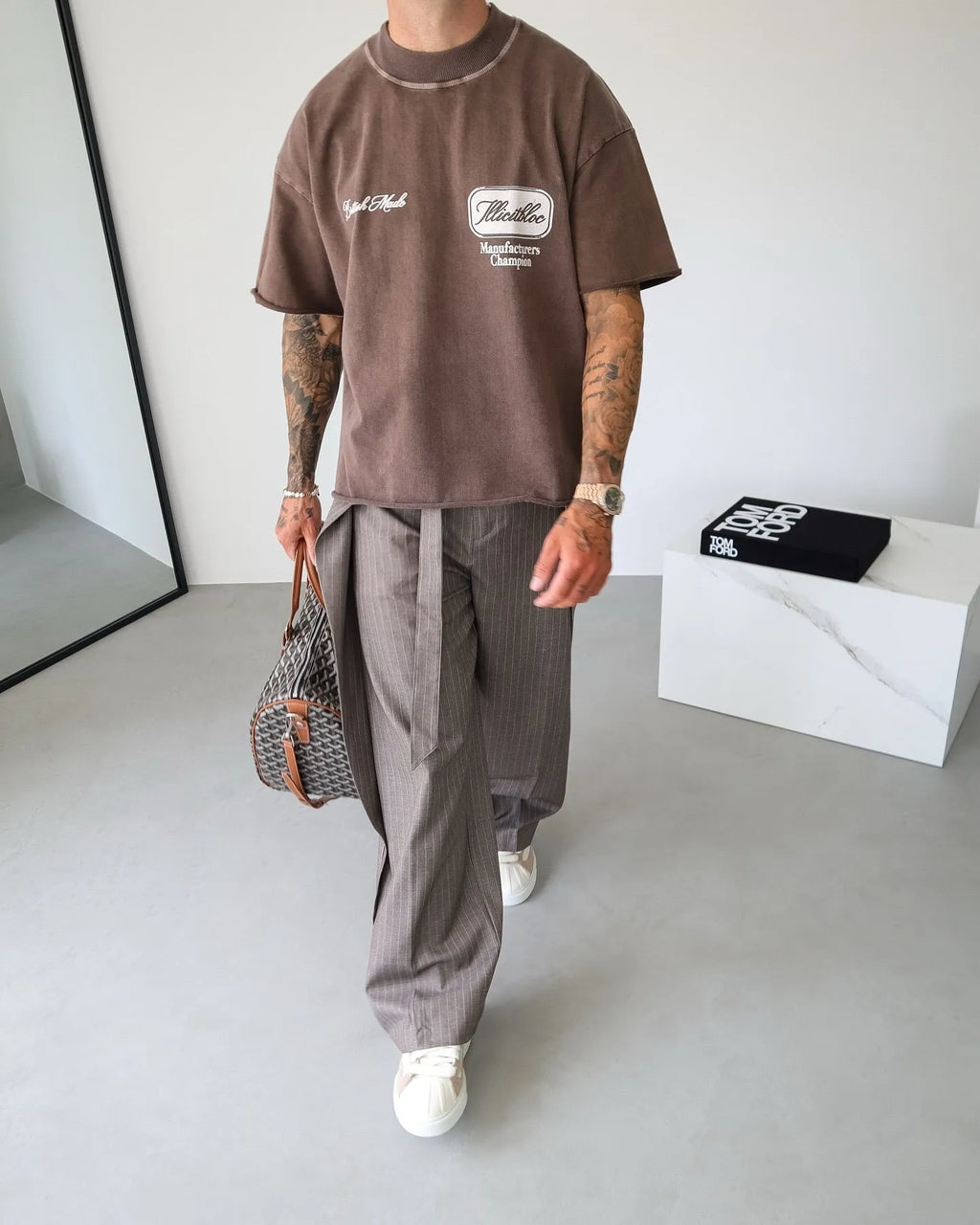 Men's casual striped lace-up full-length polyester trousers with drawstring waist in regular fit