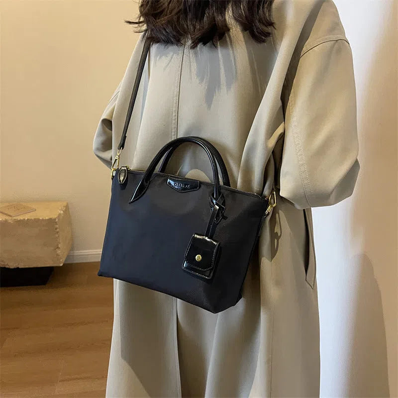 Women's large-capacity Oxford cloth shoulder crossbody bag in black, khaki or blue with 3D pocket and single strap