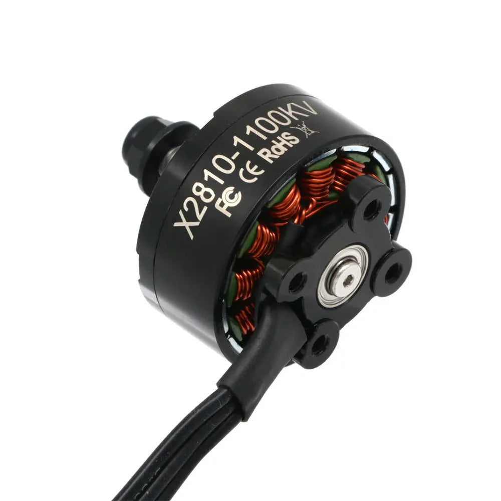 Multi-axis flight model motor for aircraft models with metal construction