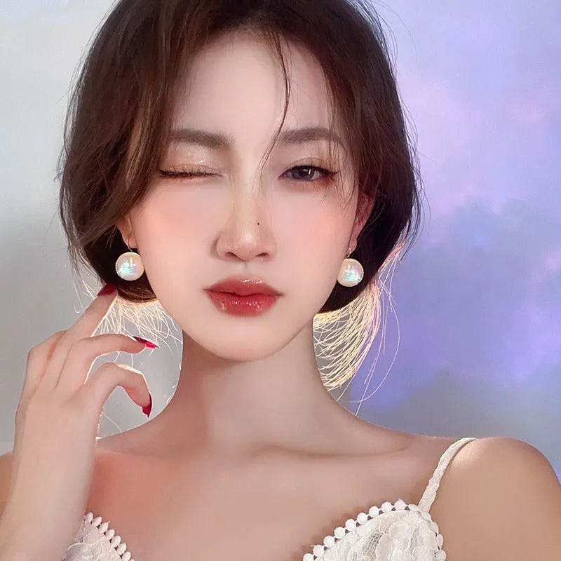 Women's geometric mermaid electroplated metal ear clip earrings with anti-lost design