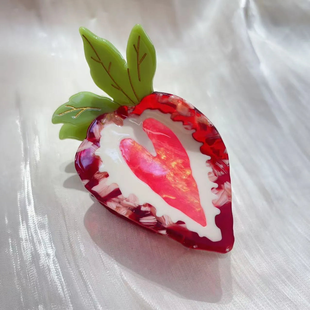 Manual craft strawberry hairpin for girls in pastoral style, available in pink and red colours.