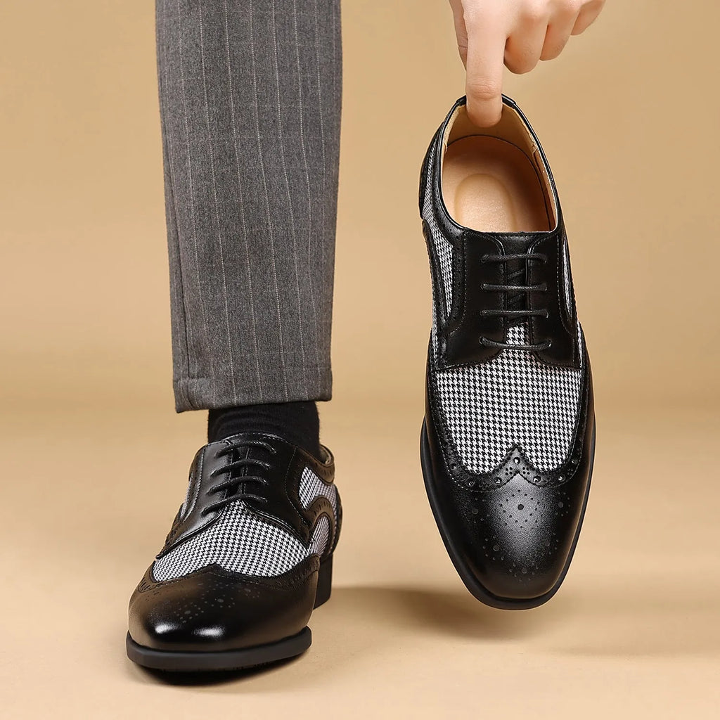 Men's black imitation houndstooth pattern casual shoes with lace-up front and rubber sole.