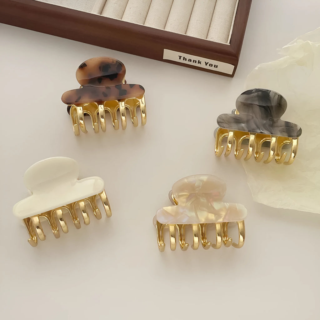 Retro acetate hair barrettes with metal alloy grip in creamy white colour
