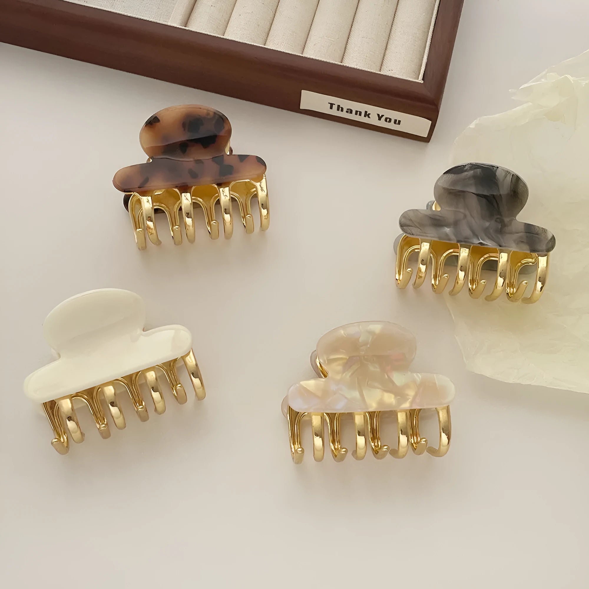 Retro acetate hair barrettes with metal alloy grip in creamy white colour