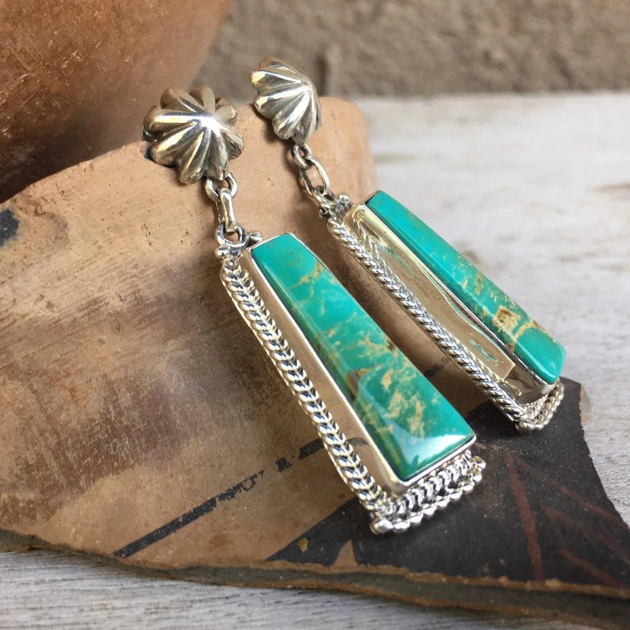 Bohemian retro creative earrings for women in green, alloy with electroplated finish, drop style