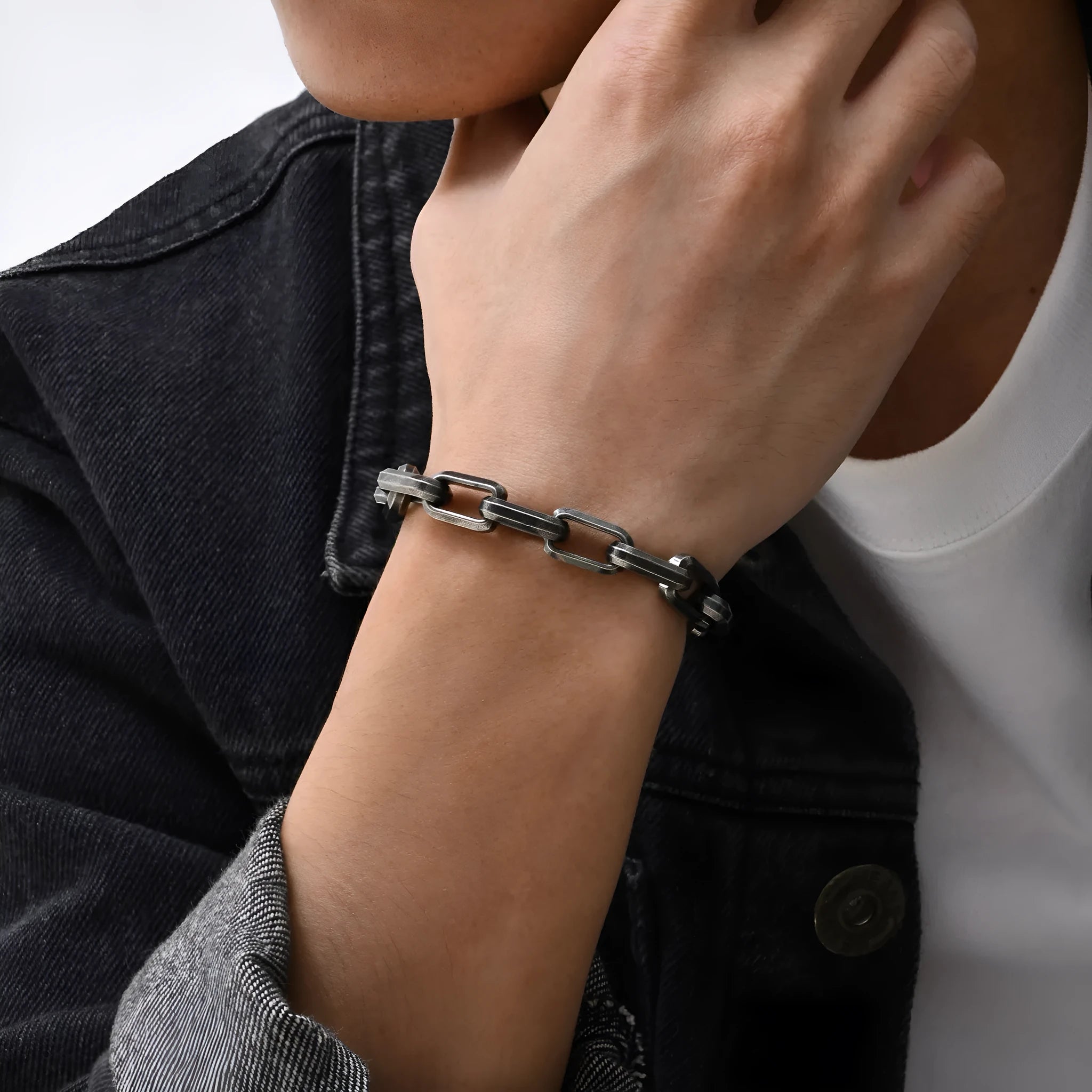Men's simple square chain titanium steel bracelet in steel, gold, black, and retro colours.