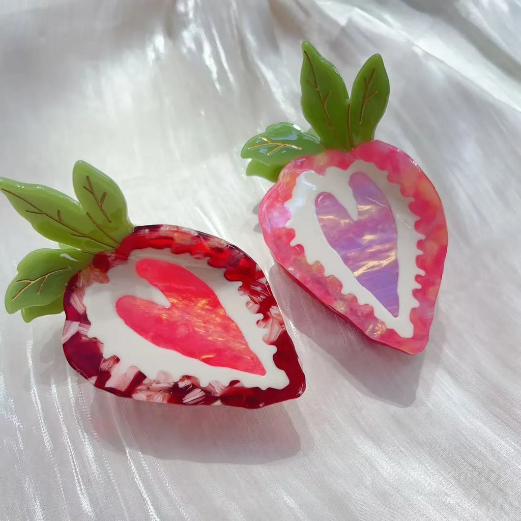 Manual craft strawberry hairpin for girls in pastoral style, available in pink and red colours.