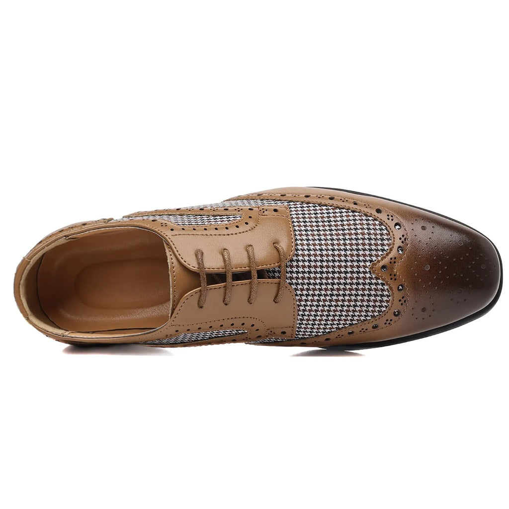 Men's black imitation houndstooth pattern casual shoes with lace-up front and rubber sole.