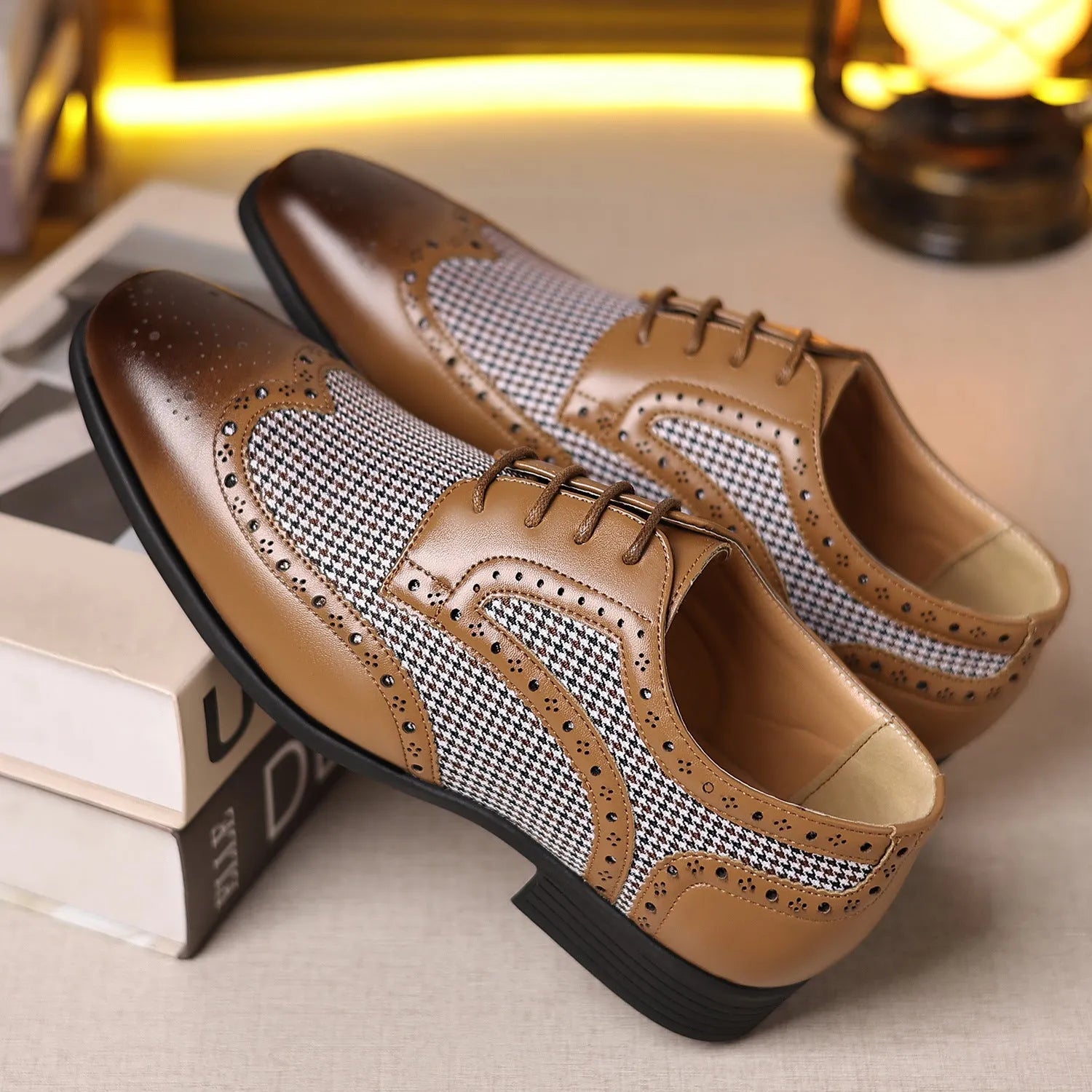 Men's black imitation houndstooth pattern casual shoes with lace-up front and rubber sole.