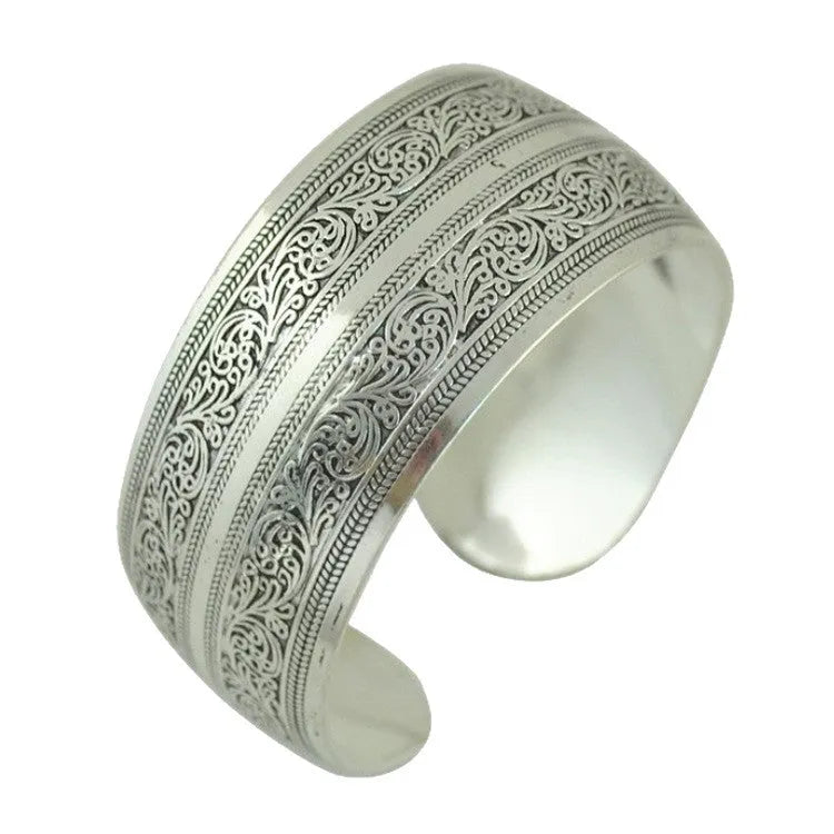 Ethnic Miao style carved open silver tone alloy bracelet with Roman shape design