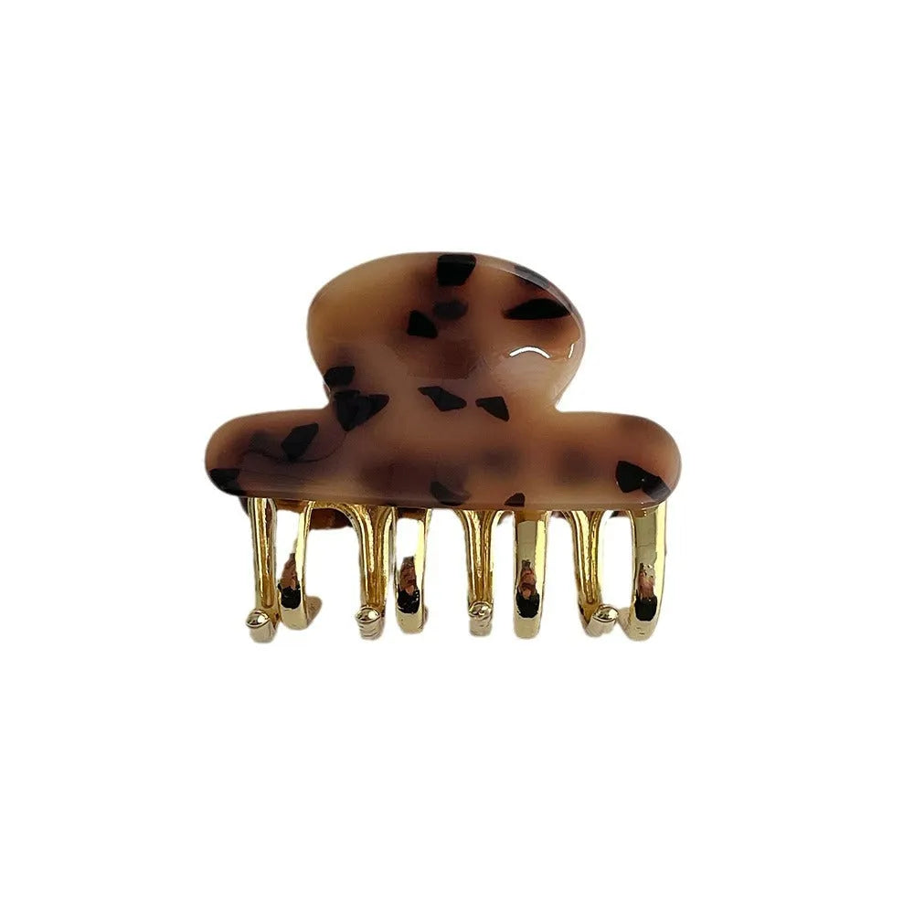 Retro acetate hair barrettes with metal alloy grip in creamy white colour