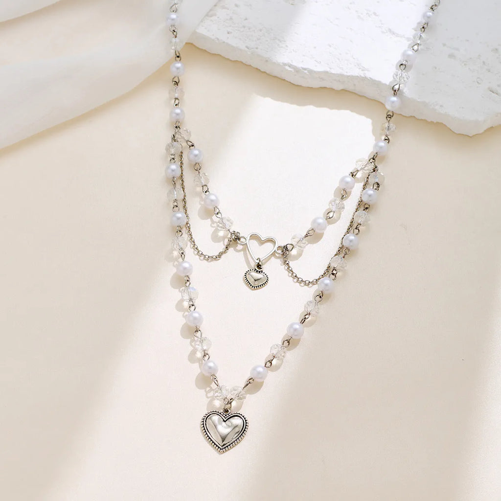 Retro alloy double-layer love heart necklace with electroplated finish