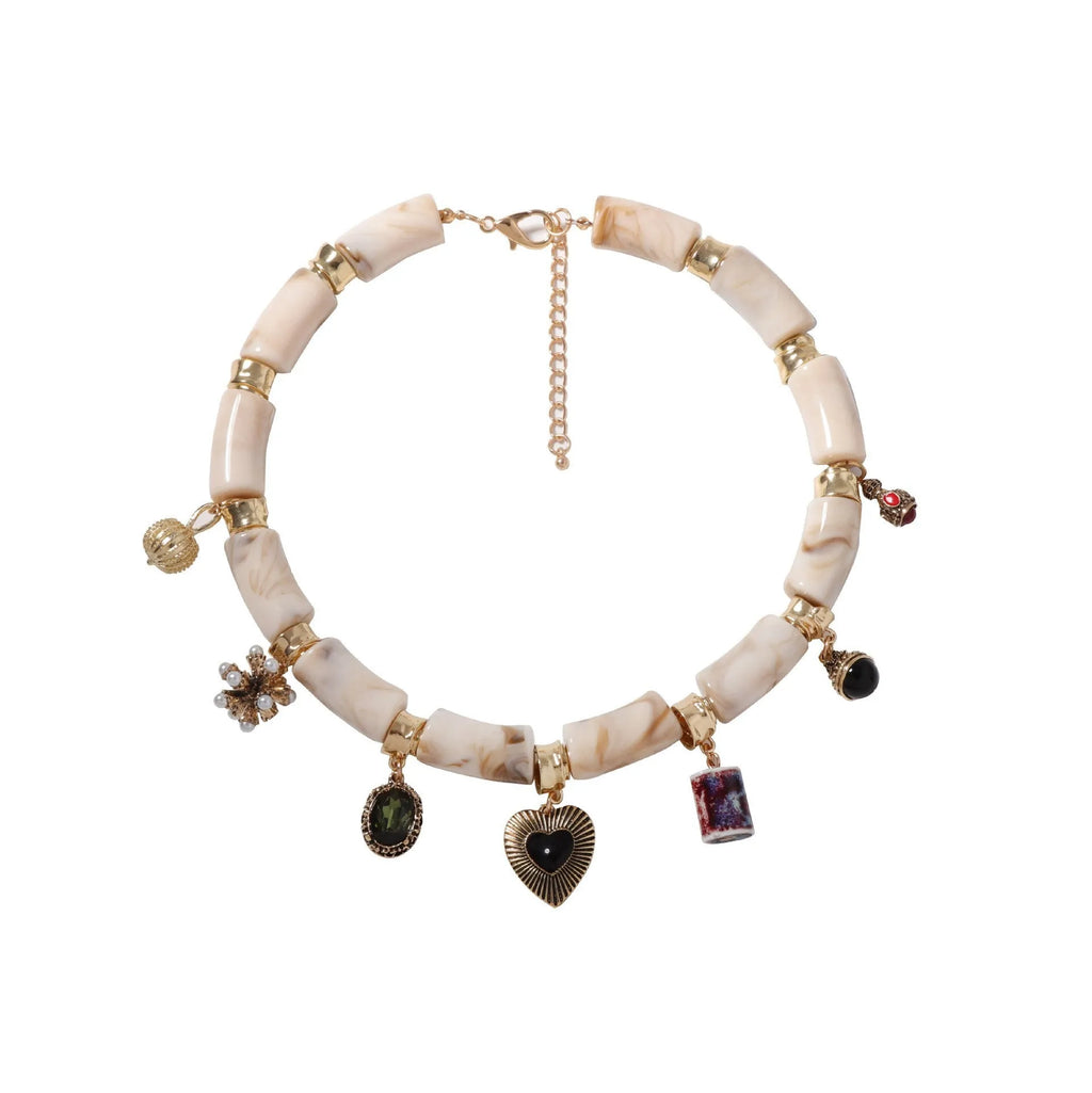 Green bamboo leaf heart-shaped resin pendant necklace with gold tone electroplated chain