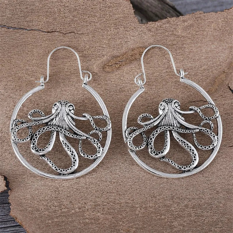 Vintage octopus earrings in antique silver zinc alloy with detailed tentacle design
