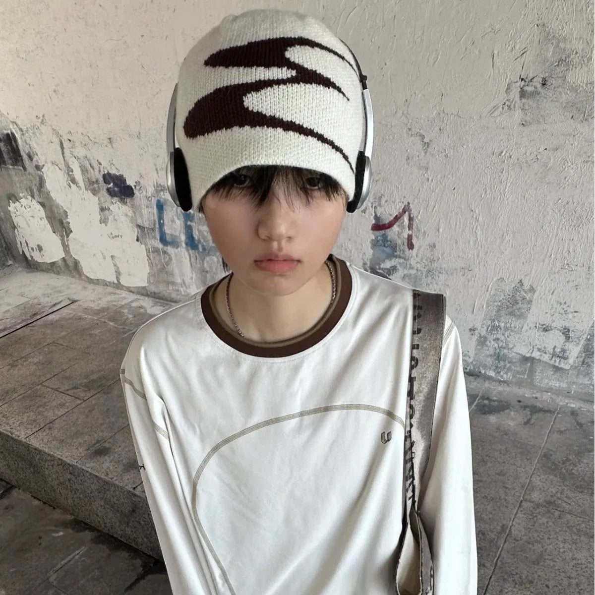 Acrylic knitted beanie hat in black, grey, or white for men and women with 56-58cm size