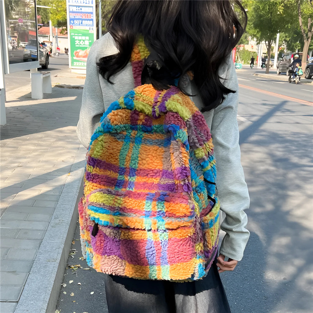 Retro plush plaid backpack in velvet and lamb wool with polyester lining, wear-resistant school bag for junior high school, neutral design