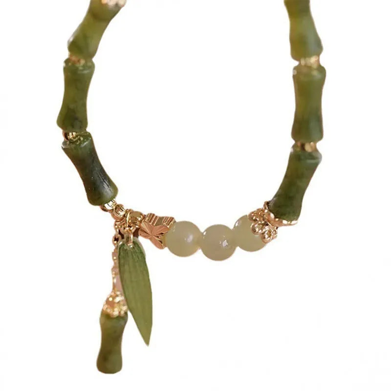 Chinese style bamboo leaf glass bead bracelet for women with handmade details