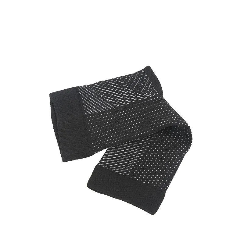Short tube nylon basketball heel socks in white, black, skin colour, and copper.