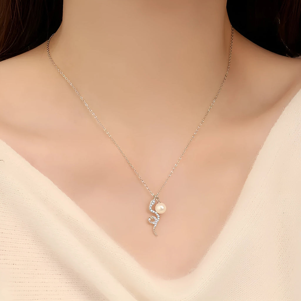 925 silver animal pendant necklace with platinum rose gold colour and Oring chain on a white background