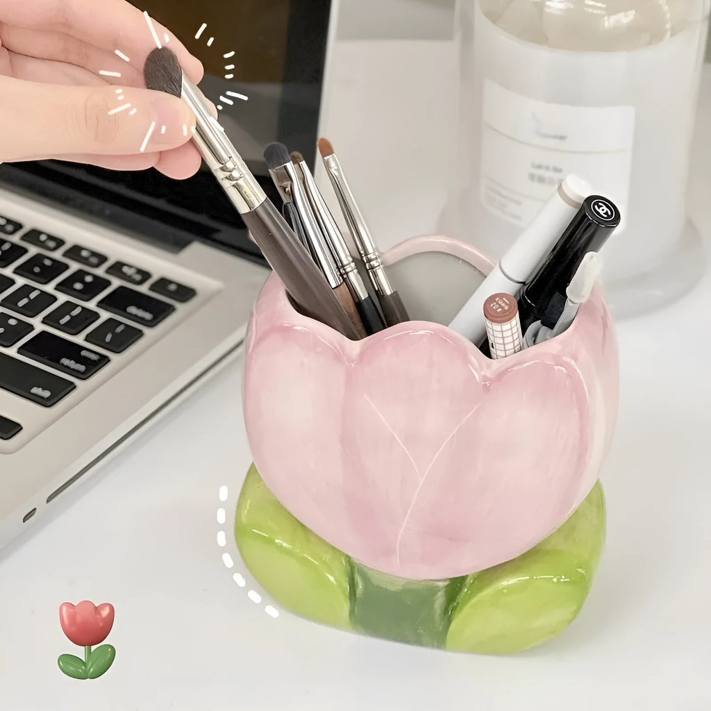 Ceramic flower pen holder storage box with floral pattern, dimensions 11.8x5.8x10cm