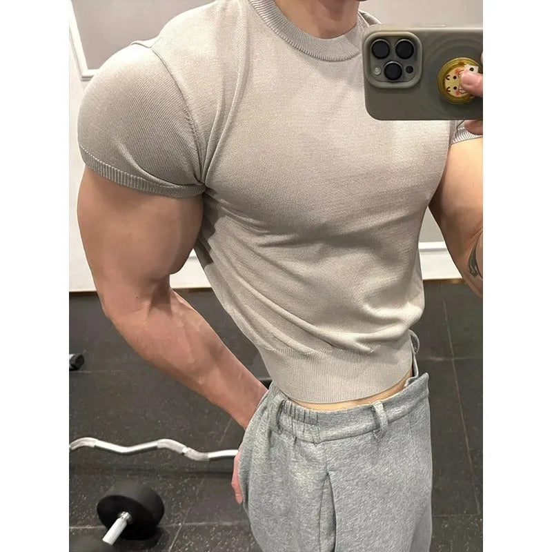 Men's knitted slim fit short sleeve t-shirt with thread cuff-closing in solid colour options