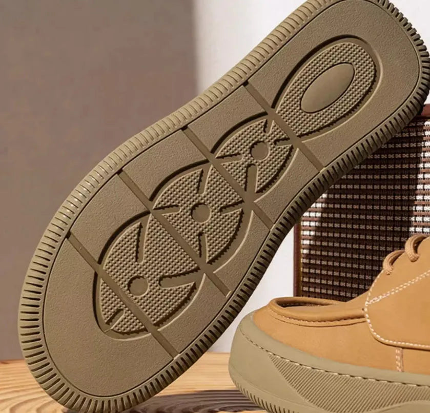 Men's brown retro-style leather casual shoes with a big toe design and visible stitching.