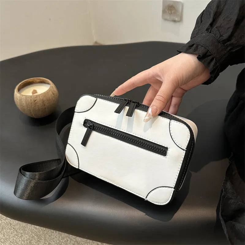 Small square women's crossbody shoulder bag in PU leather with mobile phone compartment