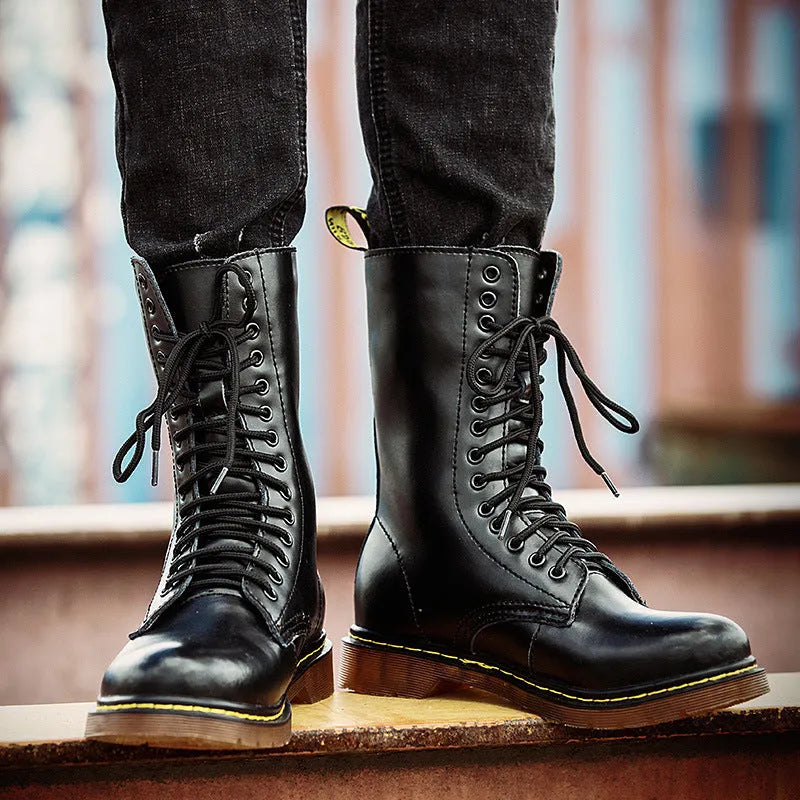 Men's black leather lace-up casual shoes with round toe and flat heel on a white background.