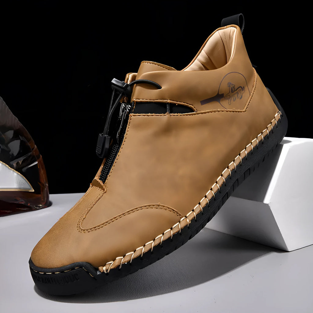 Men's tall crown casual leather shoes in black with a round toe and mid-height rubber sole.