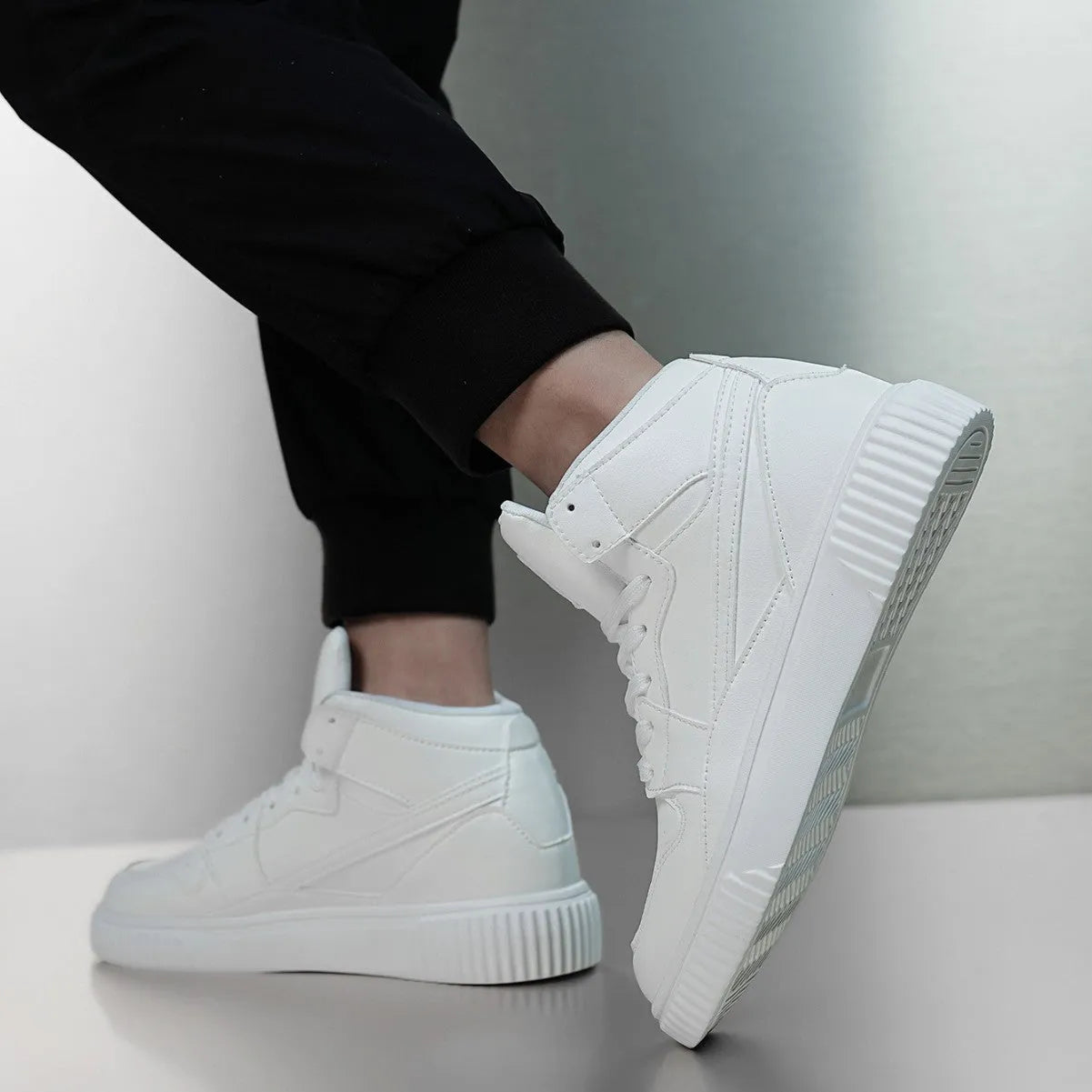 Men's white microfiber casual shoes with round toe design for autumn winter wear