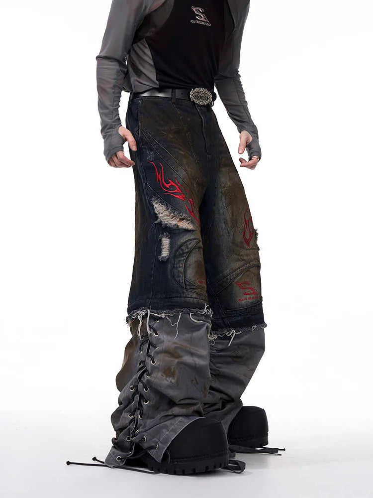 Men's retro denim jeans with detachable trouser legs in a wide-leg, loose fit