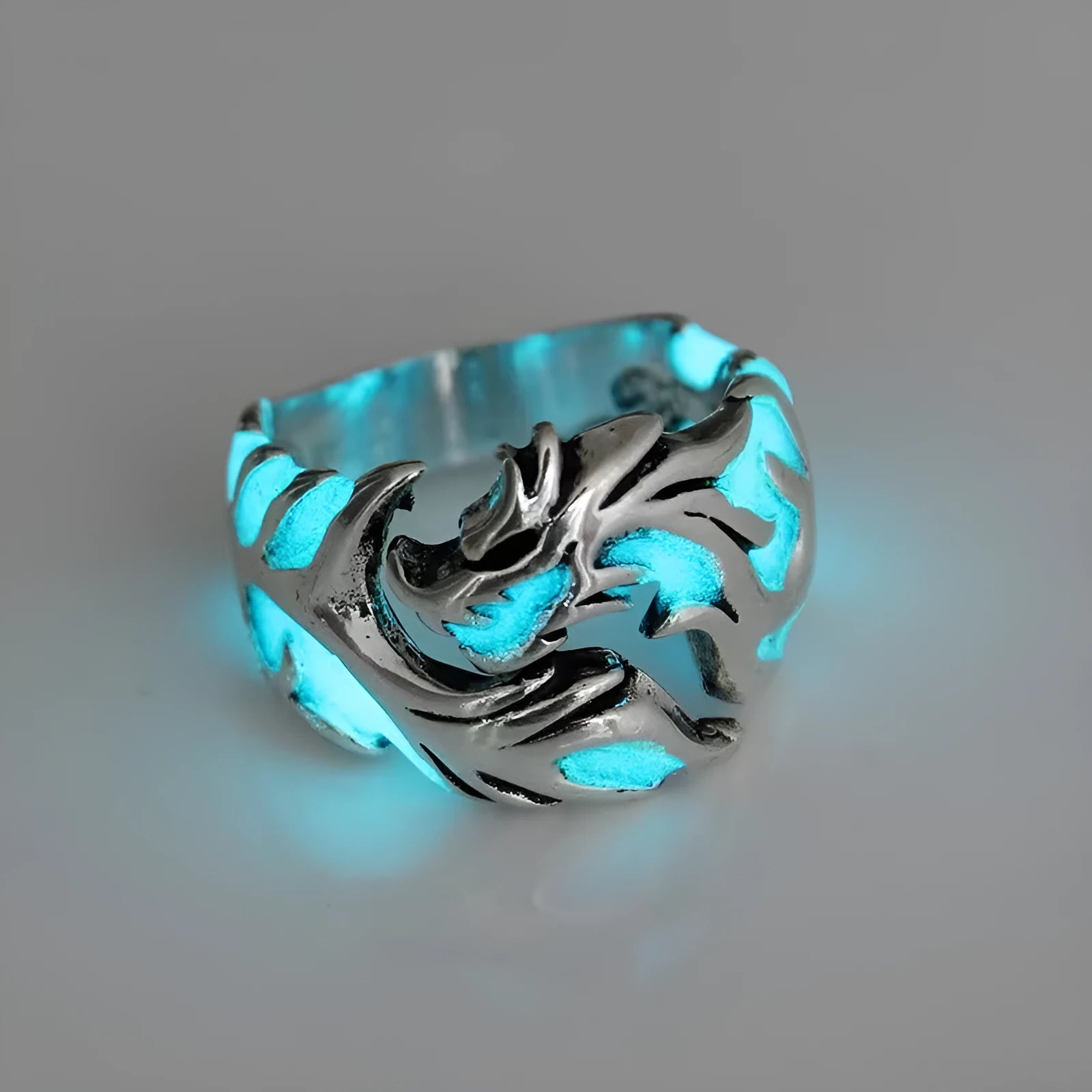 Adjustable Chinese dragon pattern ring in antique silver blue and green electroplated metal