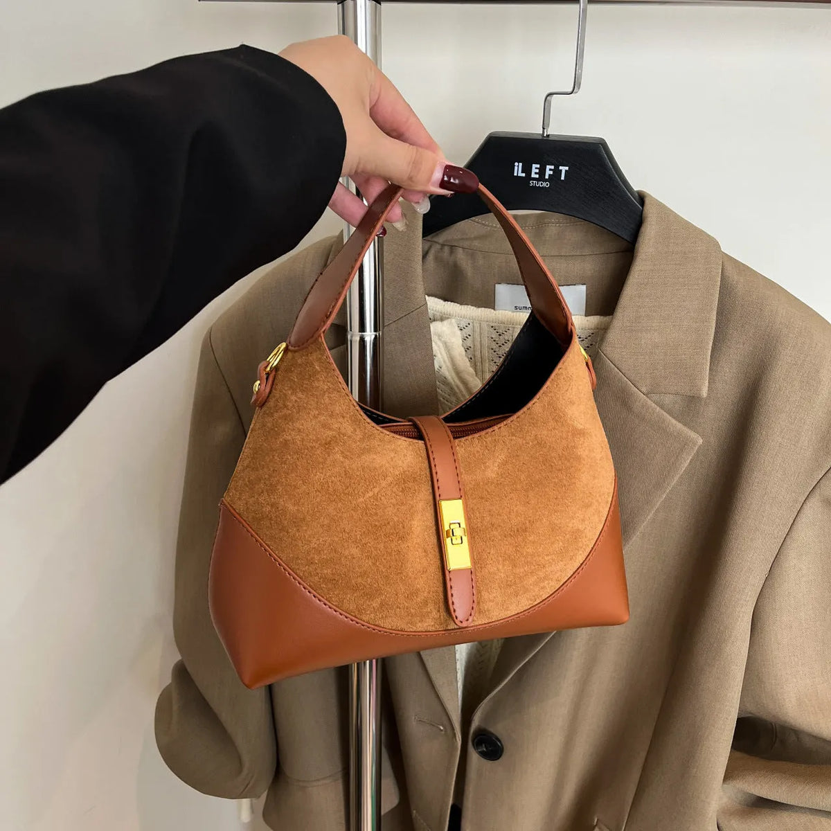 Nylon shoulder messenger bag in red, brown, coffee, or black with single strap and zip changing bag