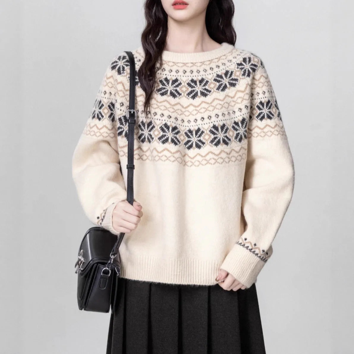 Women's milky white vintage fair island geometric knit pullover sweater with a crew neck and long sleeves.