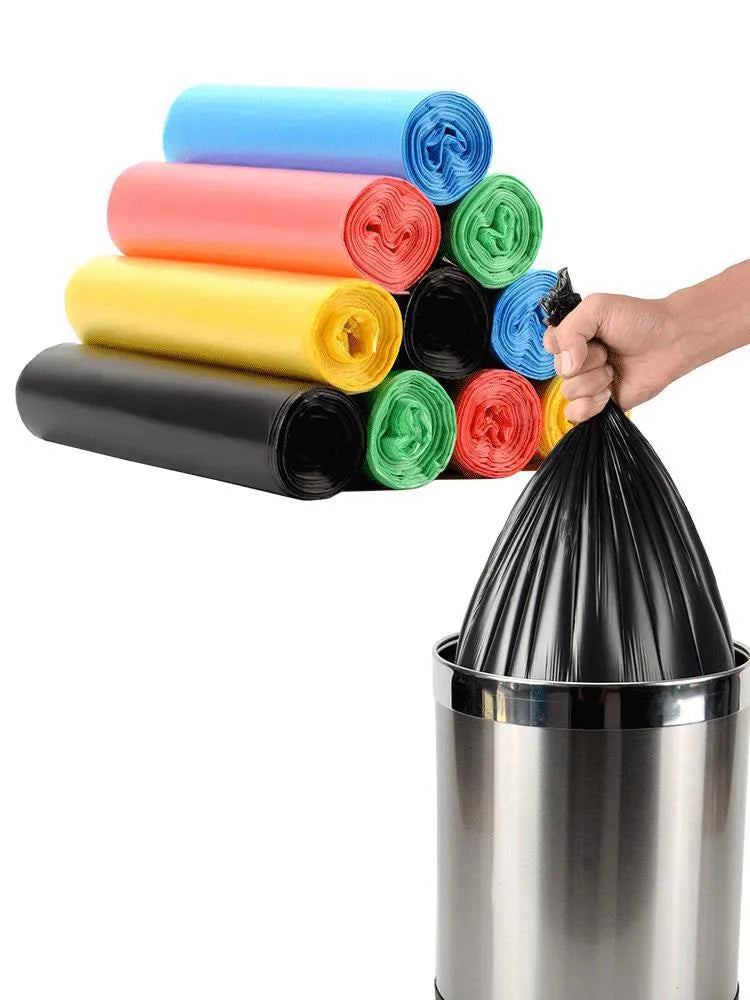 Roll of thickened black disposable plastic kitchen bags measuring 50x60cm