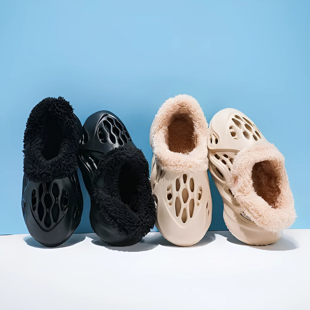 Children's cotton hole shoes in black cotton, EVA upper, slip-on design, side view