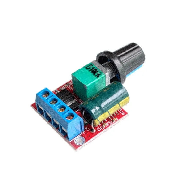 PWM DC motor speed controller with adjustment knob, compact 30mm x 26mm dimensions for 5V-35V operation