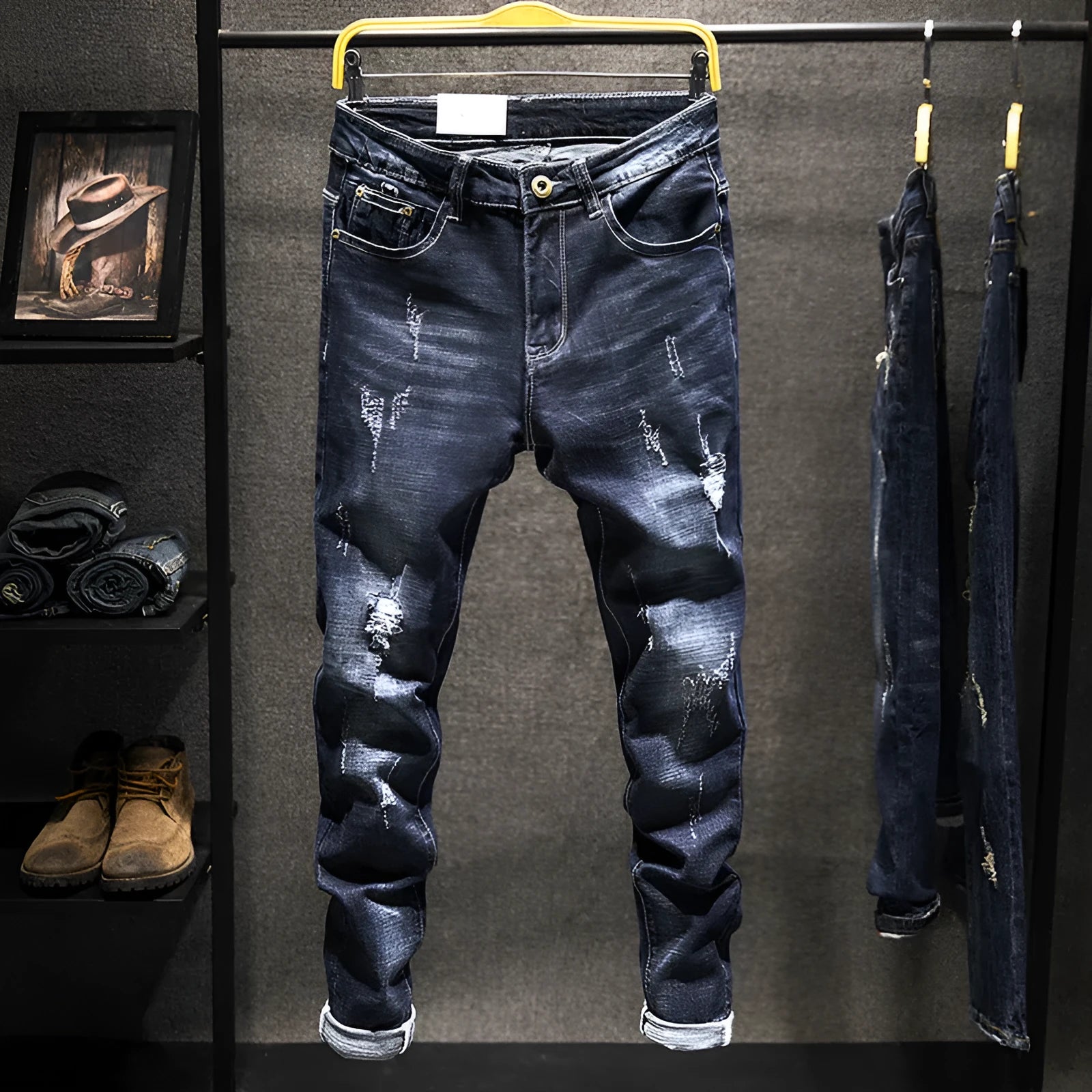Slim-fit men's jeans in dark blue and light blue with micro-elasticity cotton denim fabric