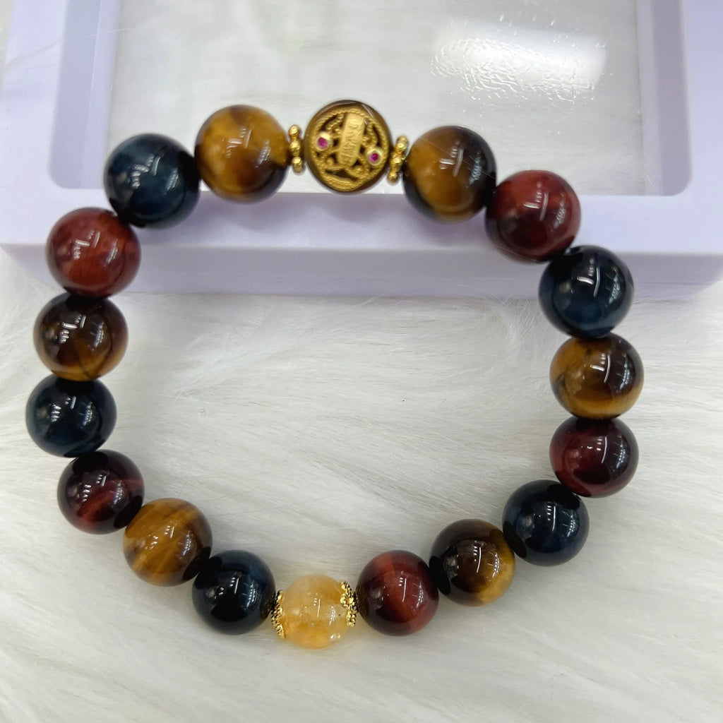 Natural colour tiger eye bracelet with round beads on 18cm chain, Maillard style knotting