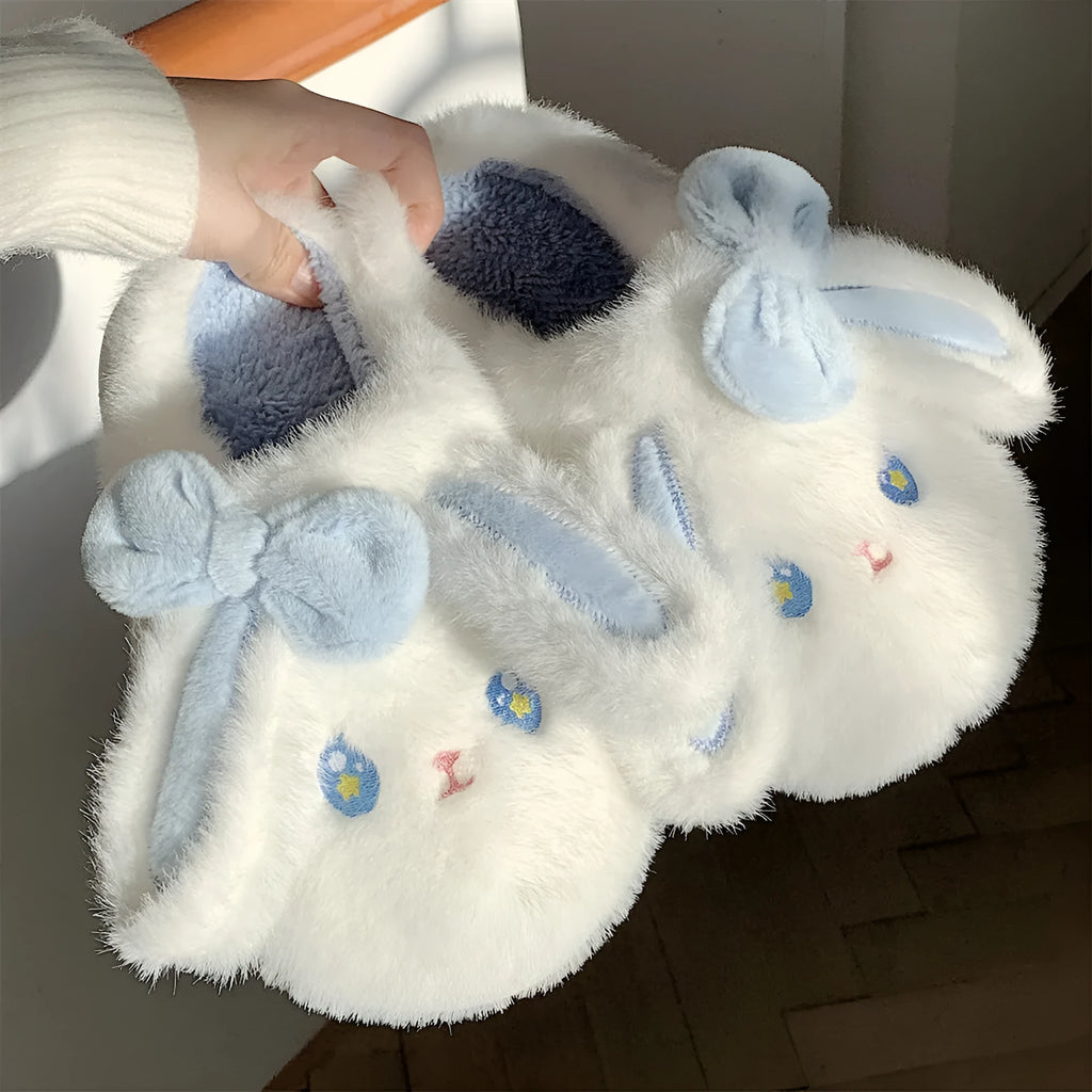 White cartoon pattern indoor confinement slippers with EVA sole and artificial wool lining