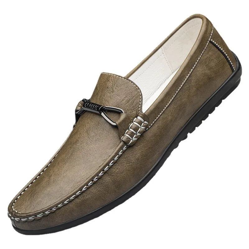 Breathable slip-on shoes with two-layer cowhide upper, flat heel, round toe, solid colour, sizes 37-46.