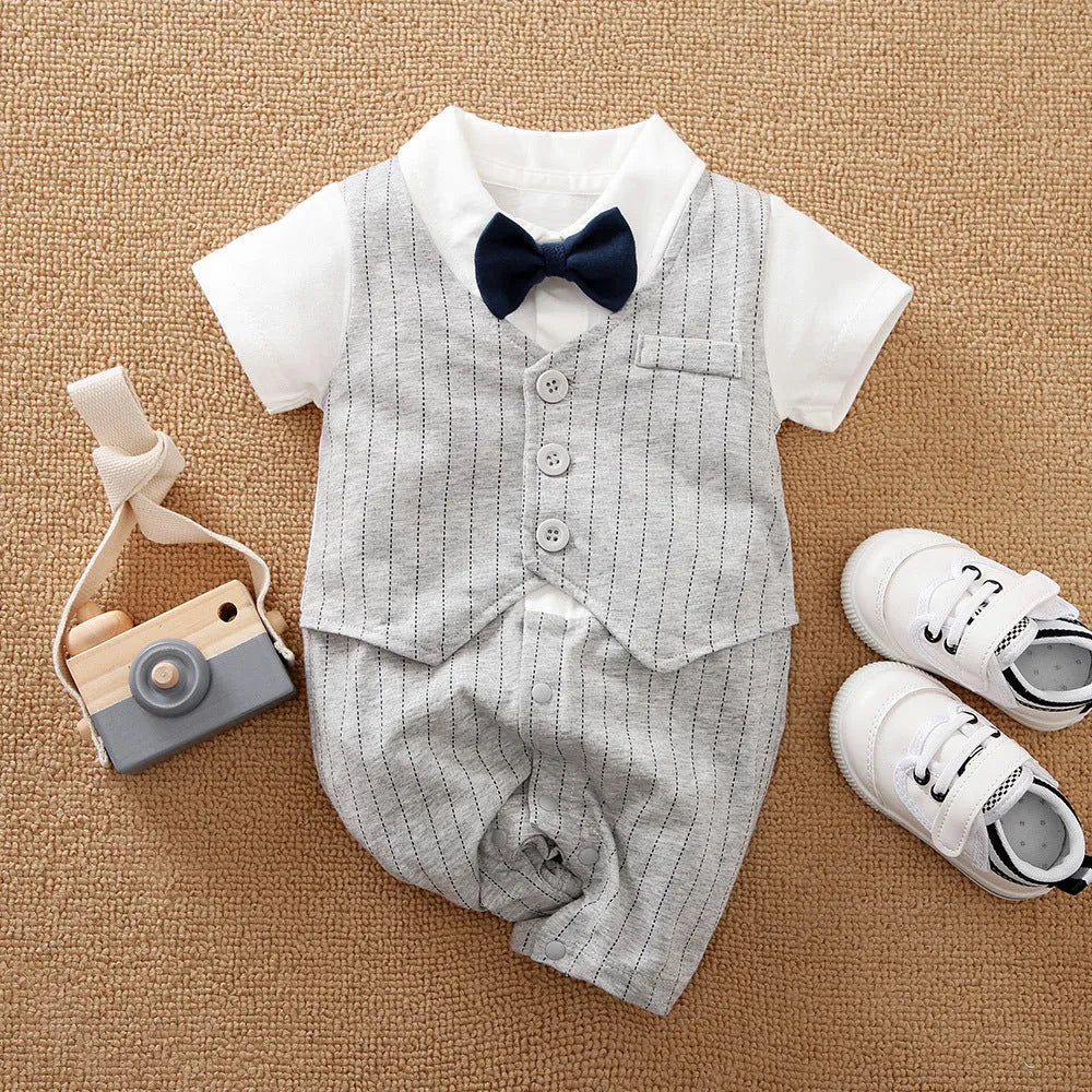 Baby boy gentleman jumpsuit in wine red with long sleeves and single-breasted closure
