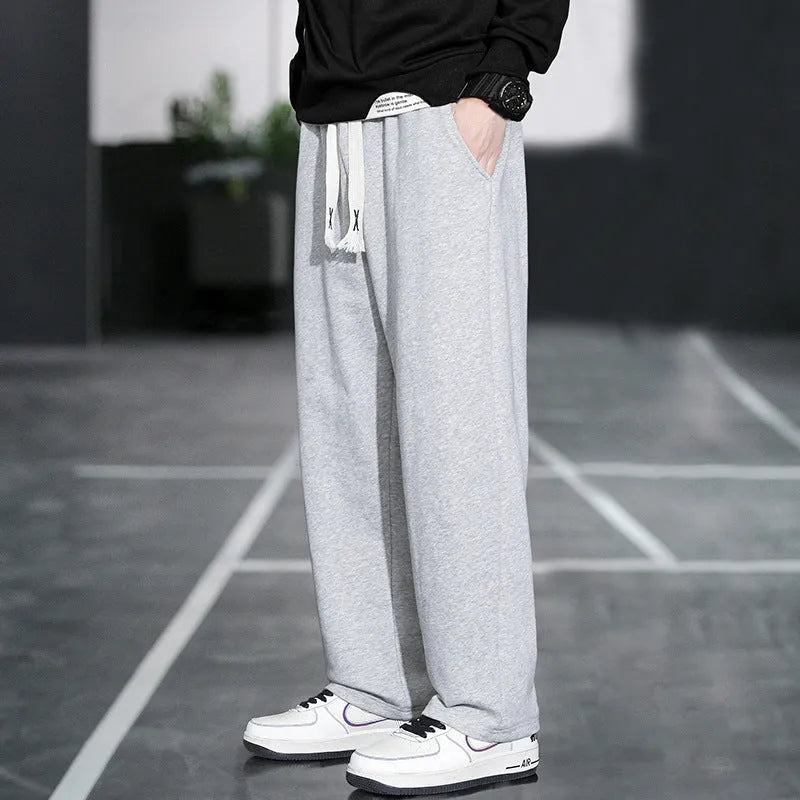 Men's casual sports trousers in high-waist design with multiple pockets in bamboo fibre blend fabric