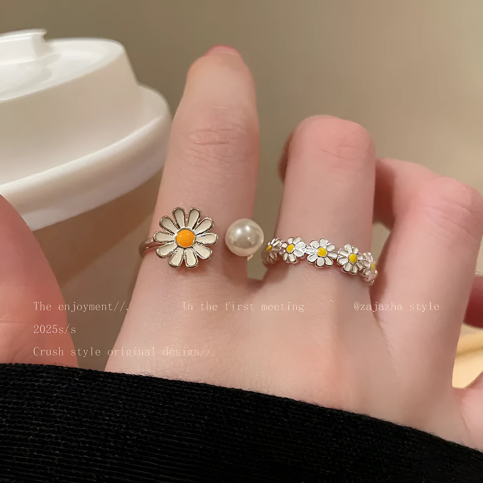 Women's copper opening ring with electroplated finish in daisy pearl and plain styles