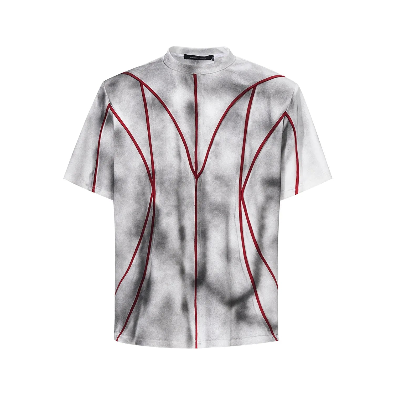 Padded shoulder short sleeve T-shirt with three-dimensional line patchwork design and round neck.