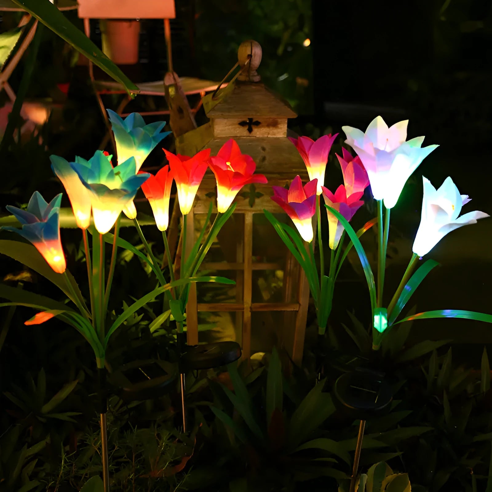 Outdoor solar floor outlet lighting 1.5W IP55 lawn lamp in Solar Lily colours, compact 75mm, cowhide box packaging